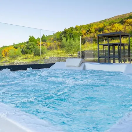 Feriehus Panoramica Viskovići